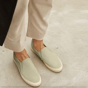 Everlane slip on shoes Eucalyptus 8